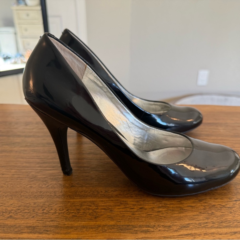Jessica Simpson Black Women's Heels